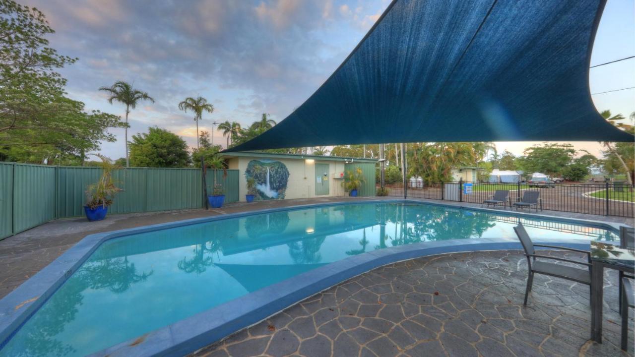 Ingham Tourist Park Hotel Buitenkant foto